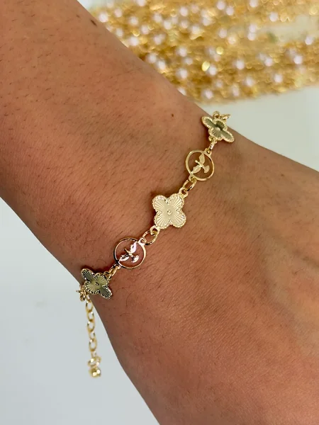 PULSEIRA TREVO E ESPIRITO SANTO - FOLHEADO