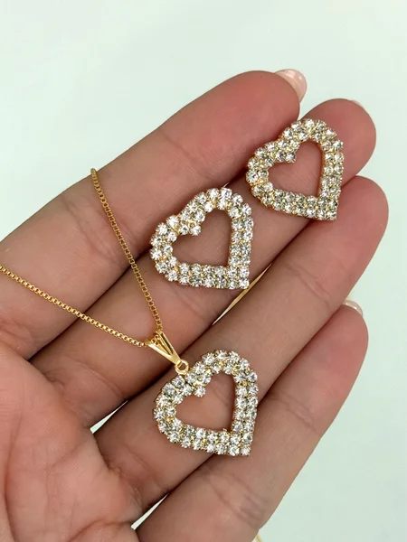 CONJUNTO CORAÇÃO STRASS - FOLHEADO