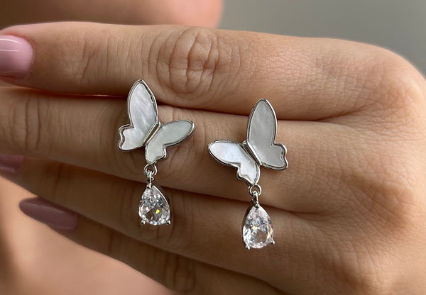 BRINCO BORBOLETA ZIRCÔNIA - BIJU FINA