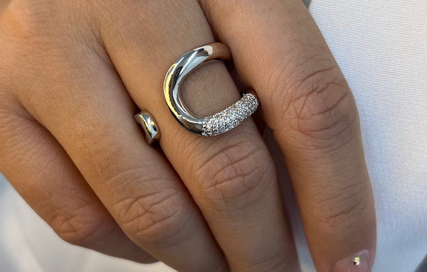 ANEL C CRISTAIS- BIJU FINA (REGULÁVEL)