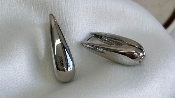 BRINCO GOTA LONGA- BIJU FINA